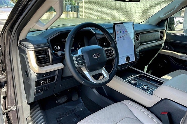 2024 Ford Expedition Limited 302A